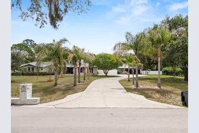 6230 Forestwood Drive W, Lakeland, FL 33811 - Photo 4