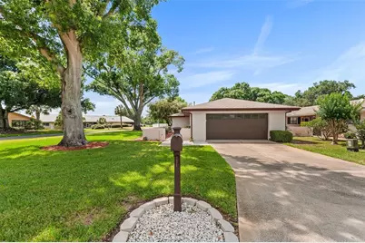 634 Wexford Court, Winter Haven, FL 33884 - Photo 2