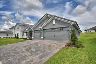 5421 Waterside Dr, Auburndale, FL 33823 - Photo 2