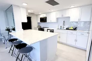 1050 Longboat Club Rd, Longboat Key, FL 34228 - Photo 36