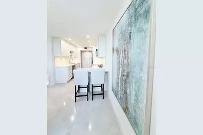 1050 Longboat Club Road #803, Longboat Key, FL 34228 - Photo 12