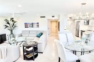 1050 Longboat Club Rd, Longboat Key, FL 34228 - Photo 4