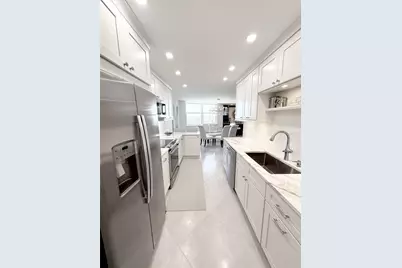 1050 Longboat Club Road #803, Longboat Key, FL 34228 - Photo 16
