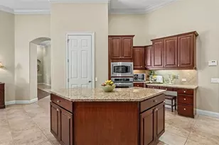 664 Whisper Woods Dr, Lakeland, FL 33813 - Photo 30