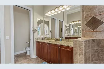 664 Whisper Woods Drive, Lakeland, FL 33813 - Photo 22