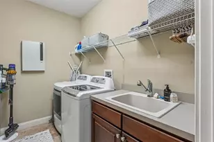 664 Whisper Woods Dr, Lakeland, FL 33813 - Photo 56