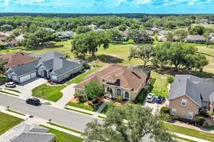 664 Whisper Woods Dr, Lakeland, FL 33813 - Photo 2