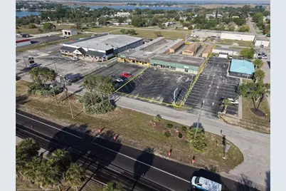 708 US 27 S, Lake Placid, FL 33852 - Photo 2