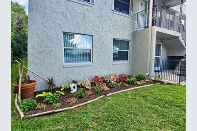 1103 Cypress Gardens Boulevard #17, Winter Haven, FL 33884 - Photo 2