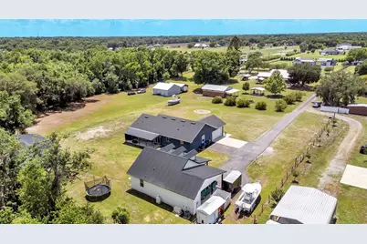 3111 Bell Beginnings Court, Plant City, FL 33565 - Photo 2