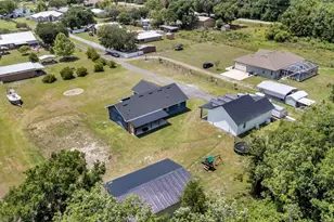 3111 Bell Beginnings Ct, Plant City, FL 33565 - Photo 42