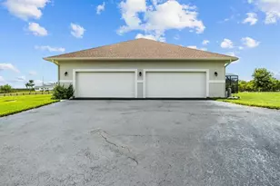 877 N Crooked Lake Dr, Babson Park, FL 33827 - Photo 8