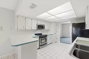 4144 Staffordshire Dr, Lakeland, FL 33809 - Photo 14