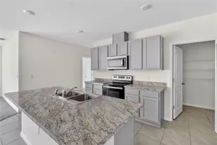 3365 Costello Cir, Winter Haven, FL 33884 - Photo 12