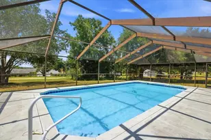 103 N 1st St, Eagle Lake, FL 33839 - Photo 2