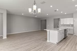 7658 SE 113th Pl, Belleview, FL 34420 - Photo 2