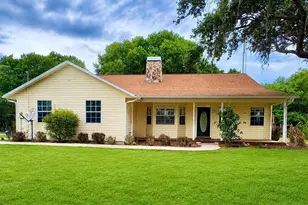 204 Jefferson Dr, Lake Placid, FL 33852 - Photo 1