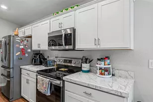 2025 Harvest Landing Cir, Lakeland, FL 33810 - Photo 14