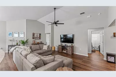 2025 Harvest Landing Circle, Lakeland, FL 33810 - Photo 8