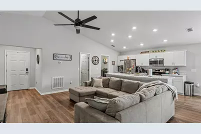 2025 Harvest Landing Circle, Lakeland, FL 33810 - Photo 10