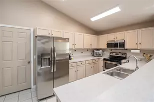 227 Whittier St, Davenport, FL 33896 - Photo 4