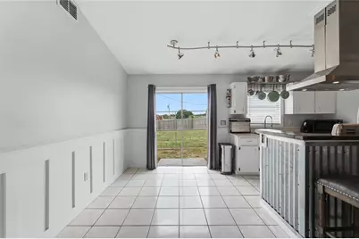 6005 Lake Ruth Drive W, Dundee, FL 33838 - Photo 14