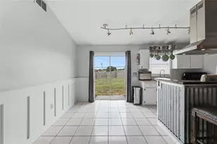 6005 Lake Ruth Dr W, Dundee, FL 33838 - Photo 14