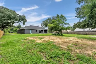 104 Thrasher Rd, Plant City, FL 33566 - Photo 36