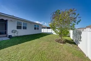 295 Lake Smart Cir, Winter Haven, FL 33881 - Photo 12