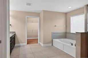 16302 Bayberry View Dr, Lithia, FL 33547 - Photo 40