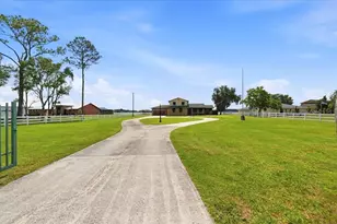 2731 State Rd 557, Lake Alfred, FL 33850 - Photo 4