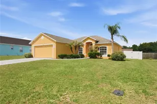 5553 Moon Valley Dr, Lakeland, FL 33812 - Photo 2