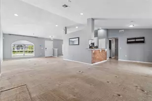 6352 Prominence Point Dr, Lakeland, FL 33813 - Photo 8
