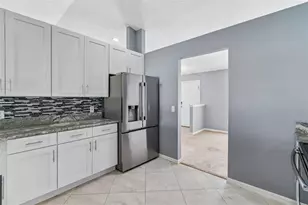 6352 Prominence Point Dr, Lakeland, FL 33813 - Photo 12