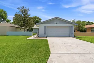 460 Pinehurst Ct, Winter Haven, FL 33884 - Photo 1