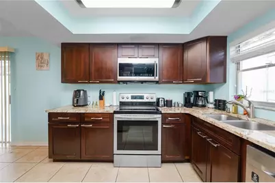 711 Barber Circle #711, Lakeland, FL 33803 - Photo 12