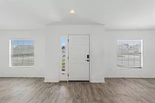 2728 Hudson St, Lakeland, FL 33810 - Photo 4