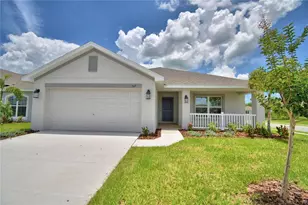 836 Vienna Dr, Winter Haven, FL 33884 - Photo 1