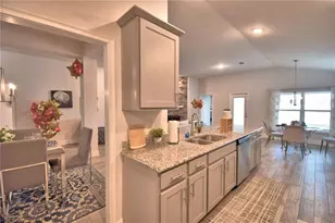 836 Vienna Dr, Winter Haven, FL 33884 - Photo 16