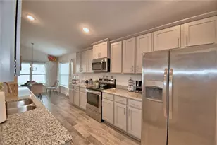 836 Vienna Dr, Winter Haven, FL 33884 - Photo 14