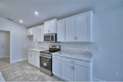 836 Vienna Drive, Winter Haven, FL 33884 - Photo 10
