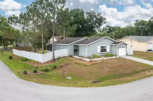 7503 Willow Wisp Dr W, Lakeland, FL 33810 - Photo 2