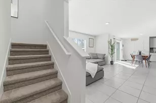 1211 Tahitian Sunrise Dr, Plant City, FL 33565 - Photo 18