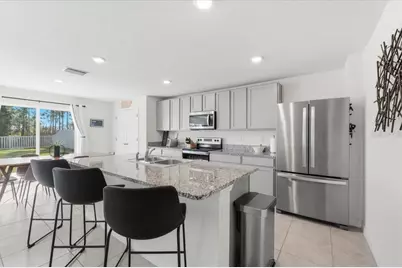 1211 Tahitian Sunrise Drive, Plant City, FL 33565 - Photo 16