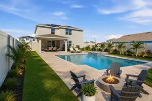 1211 Tahitian Sunrise Dr, Plant City, FL 33565 - Photo 10