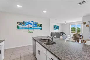5651 Siltstone St, Lakeland, FL 33811 - Photo 12