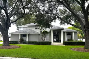 936 Hamilton Pl Dr, Lakeland, FL 33813 - Photo 1