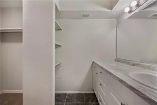 1836 N Crystal Lake Dr, Lakeland, FL 33801 - Photo 22