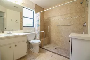 1424 Bramblewood Dr, Lakeland, FL 33811 - Photo 8