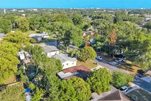 1615 Skinner St, Lakeland, FL 33801 - Photo 4